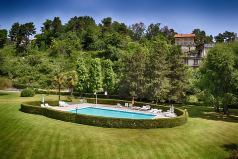 Garden, Swimming pool, Swimming pool