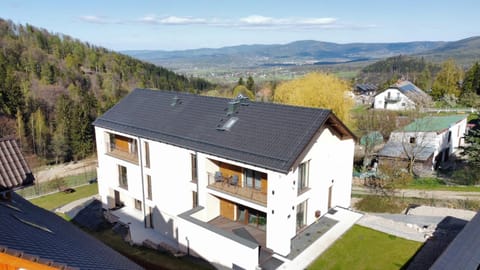 Property building, Bird's eye view, Mountain view