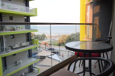 Property building, Day, View (from property/room), Balcony/Terrace