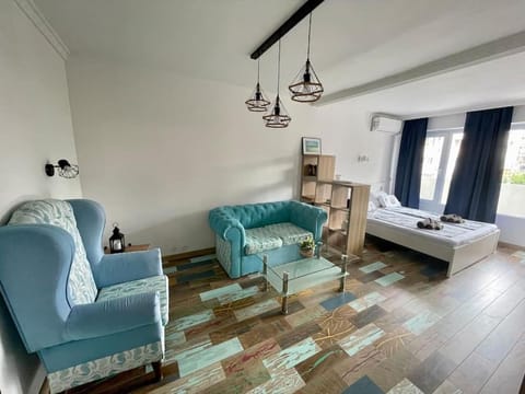Living room, Bedroom