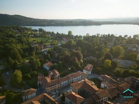 Neighbourhood, Natural landscape, Bird's eye view