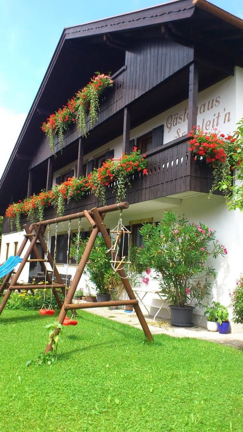 Property building, Spring