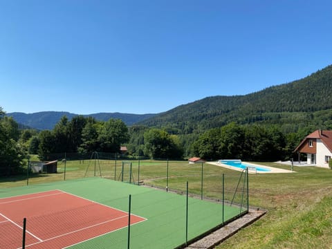 Tennis court, Mountain view, Swimming pool