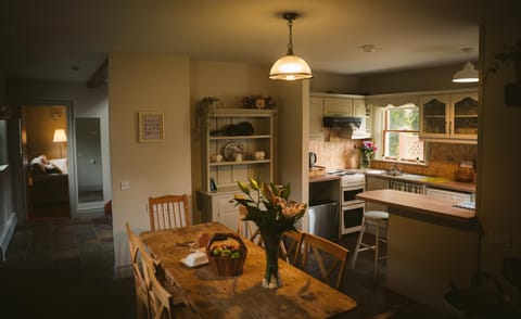 Longford Holiday Blue Sky Self Catering Cottage House in Longford