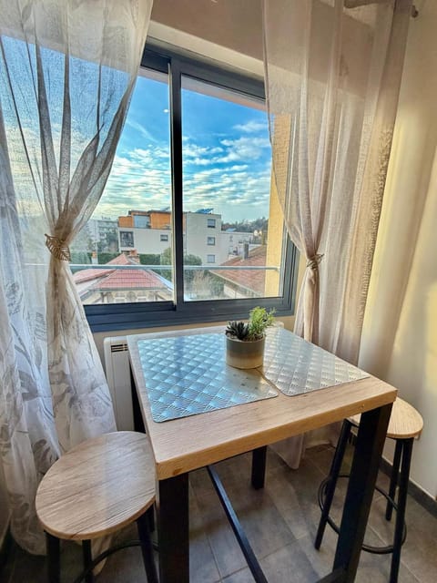 studio calme et cozy avec parking privé Apartment in Montbéliard