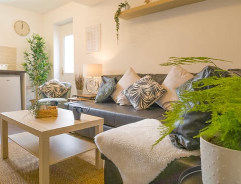 Principality Suites - Two Bed Apartment by Property Promise Apartment in Cardiff