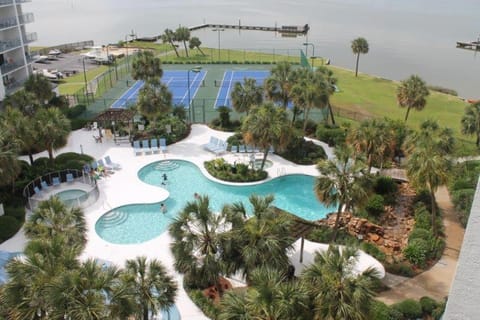 Gulf Shores Surf & Racquet 403C by ALBVR - Beautifully upgraded condo! Incredible sunset views! House in West Beach