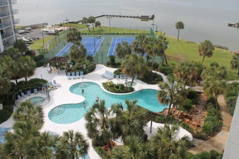 Gulf Shores Surf & Racquet 403C by ALBVR - Beautifully upgraded condo! Incredible sunset views! House in West Beach