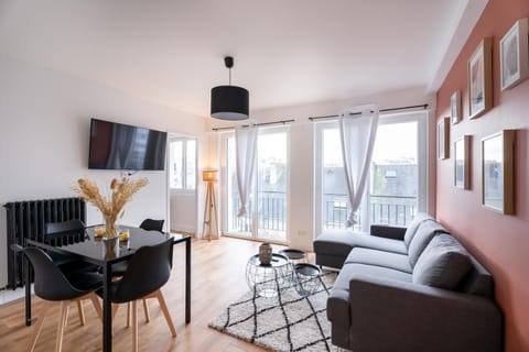 TV and multimedia, Living room, Seating area