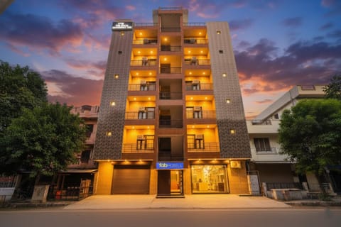 Property building, Facade/entrance
