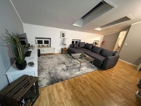 Schöne helle DG Wohnung in der Altstadt Schwerin Apartment in Schwerin