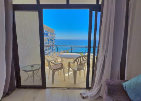 View (from property/room), Balcony/Terrace, Living room, Dining area, Beach, Sea view