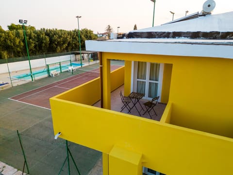 Balcony/Terrace, Tennis court