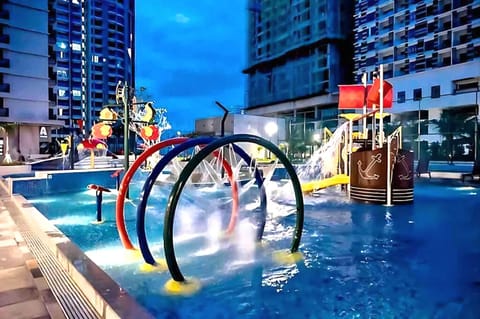 Aqua park, Swimming pool