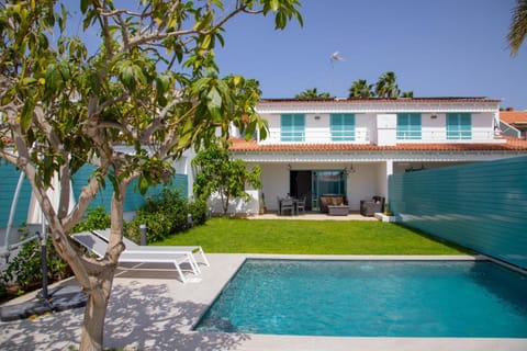 Facade/entrance, Garden, Garden view, Swimming pool