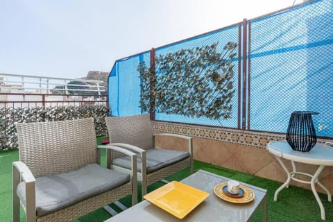 Precioso Ático en pleno centro de Alicante Apartment in Alicante