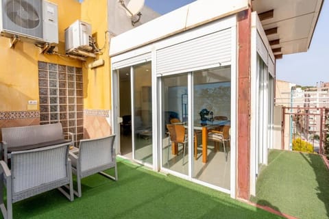 Precioso Ático en pleno centro de Alicante Apartment in Alicante