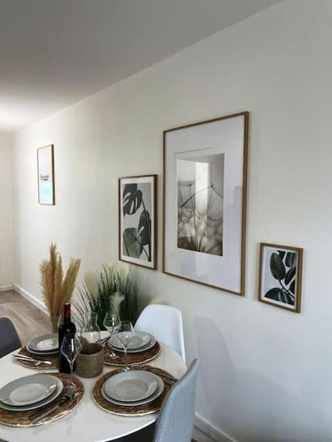 Superbe: parking gratuit + wifi puissant + balcon Apartment in Grenoble