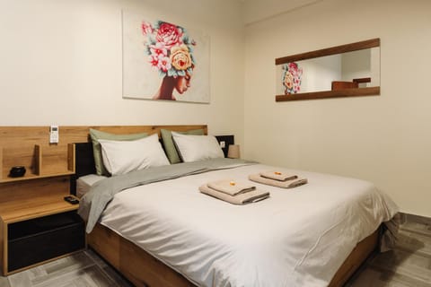 Bed, Bedroom, wardrobe, air conditioner