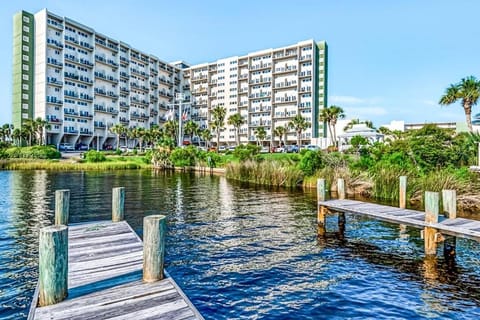 Pinnacle Port #311 House in Sunnyside