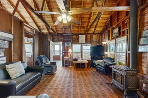 Camp Sweetheart House in South Hero