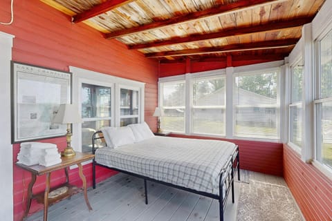 Camp Sweetheart House in South Hero