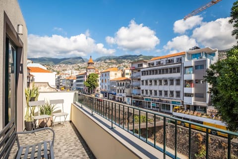 Day, Balcony/Terrace