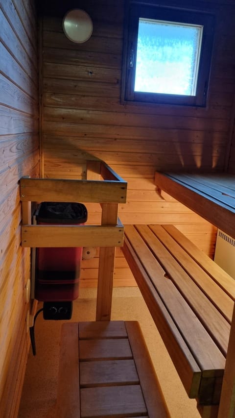 Lomariihi 11 House in Finland