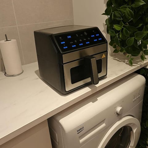 AMAZING OPEN PLAN LIVING Apartment in Prestwich