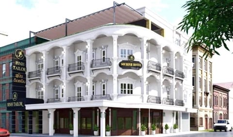 Property building, Day, Location