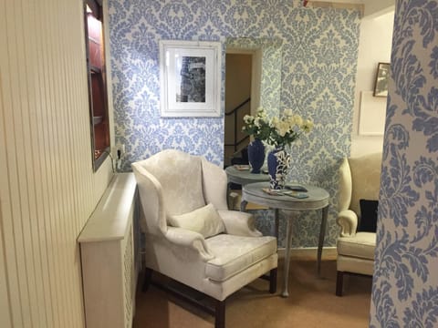 Property building, Lobby or reception