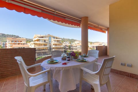 Natural landscape, View (from property/room), Balcony/Terrace