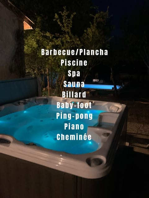 Night, Hot Tub