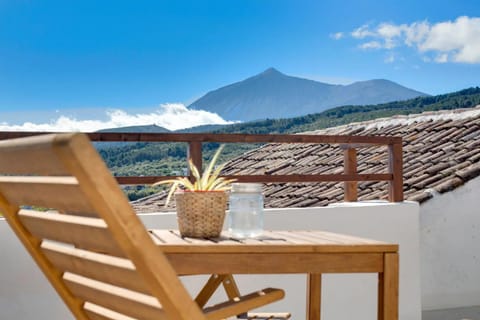 Summer, Balcony/Terrace, Mountain view