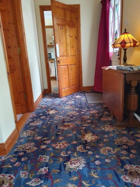 Lily's Place - up to 4 persons Apartment in Co. Tipperary, Ireland