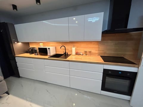 Coffee/tea facilities, Kitchen or kitchenette, dishwasher, minibar, stove, toaster