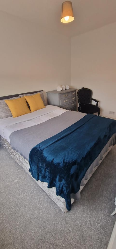 Cosy Fresh New Refurbished House Apartment in Doncaster