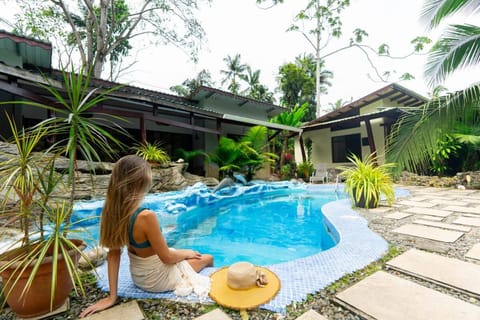 Patio, Garden, Swimming pool, sunbed