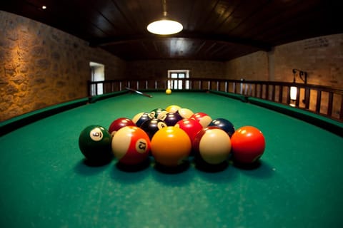 Billiard, Other