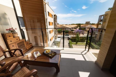 View (from property/room), Balcony/Terrace