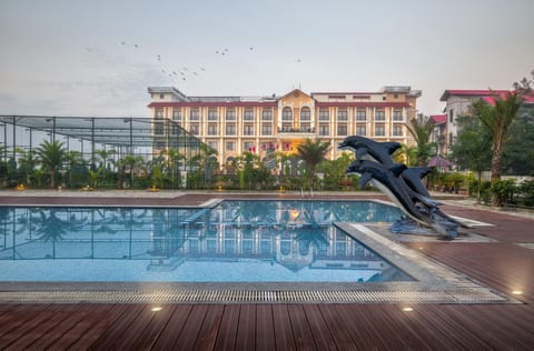 Pool view, Swimming pool