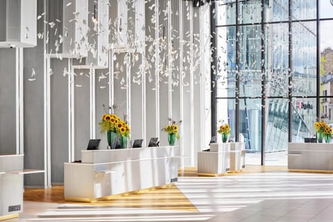 Lobby or reception, Lobby or reception