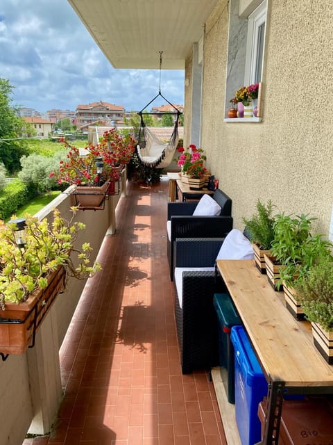 View (from property/room), Balcony/Terrace