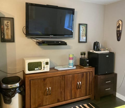 Twin Gates Annexe Apartment in England