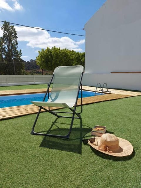 Natural landscape, Pool view, Swimming pool, Swimming pool, sunbed