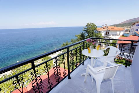 Property building, Patio, Day, Natural landscape, View (from property/room), Balcony/Terrace, Dining area, Sea view