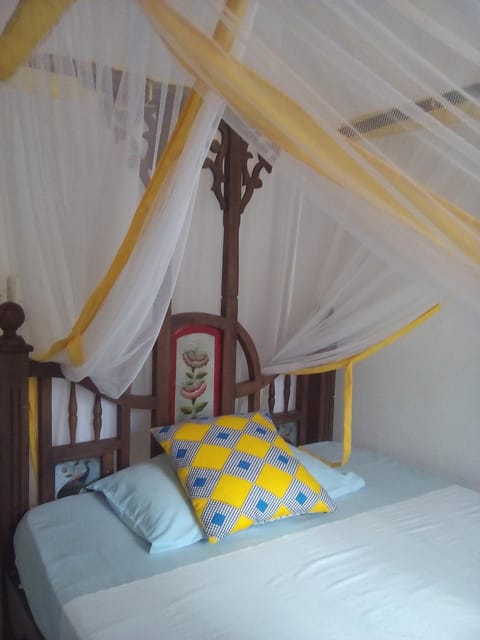 Bed, Decorative detail