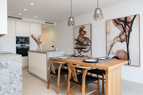 Stunning 3 bedroom Apt near golf and beach! RDR350 Apartment in Marbella