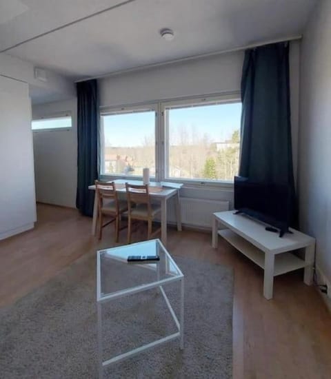 Kotimaailma - Valoisa kalustettu yksiö Espoossa Apartment in Uusimaa