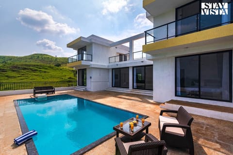 Balcony/Terrace, Swimming pool